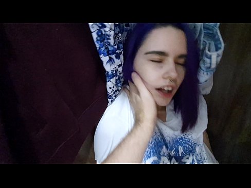 ❤️ Xwişka min di dolabê de dît û alîkariya wê kir ❤️ Porno li porno ku.newsexxxx.ru ️❤